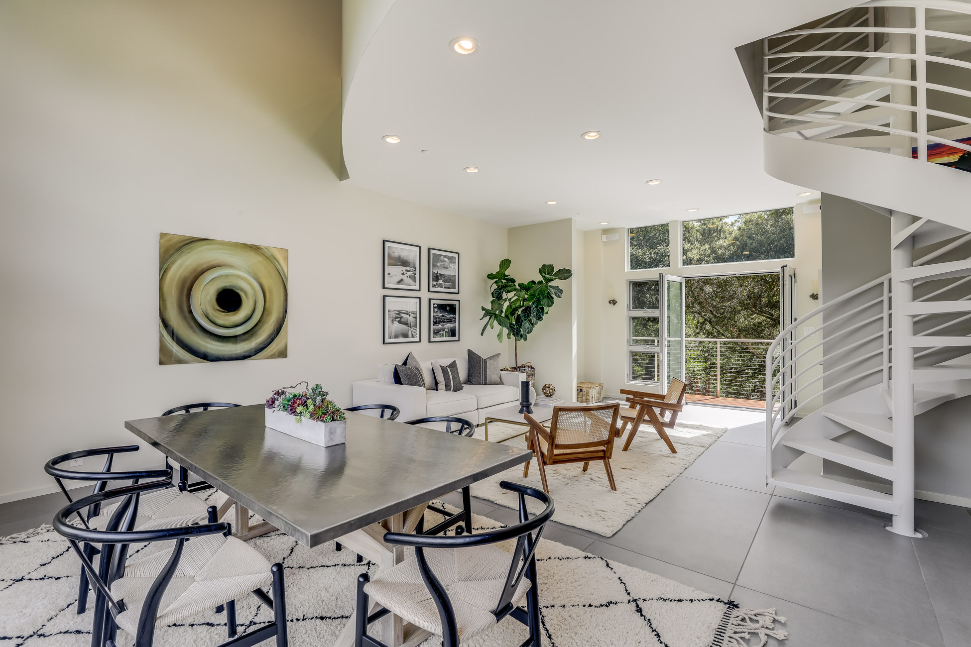 Extraordinary Contemporary Retreat – image 14