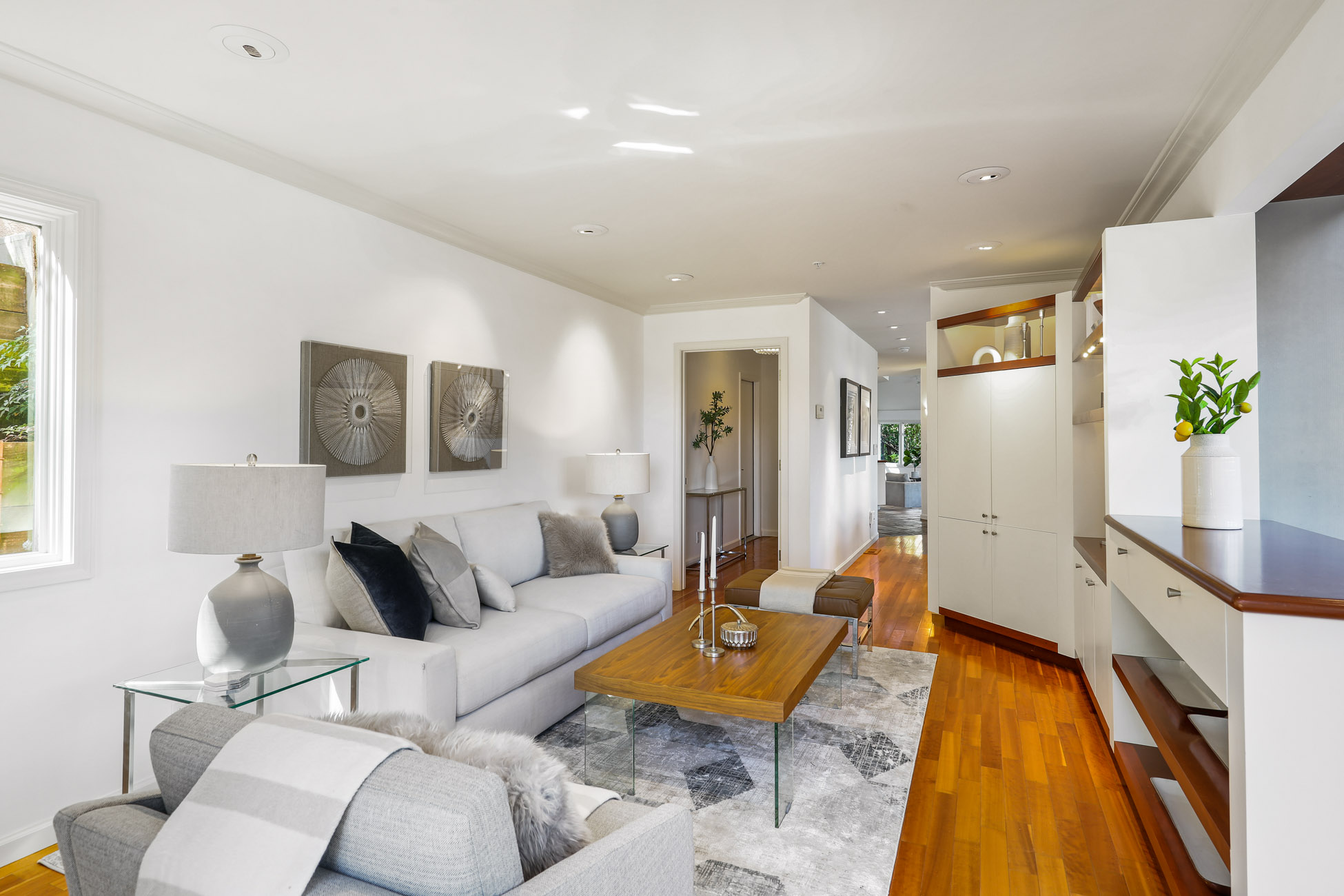 Contemporary Retreat on Corinthian Island – image 8