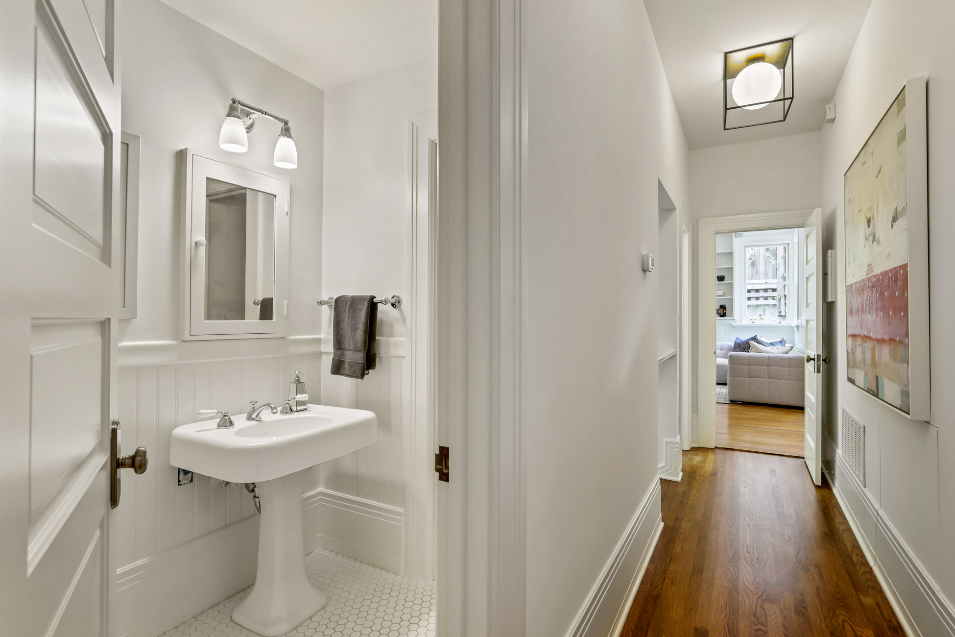 INCREDIBLE LEGACY ESTATE – image 30
