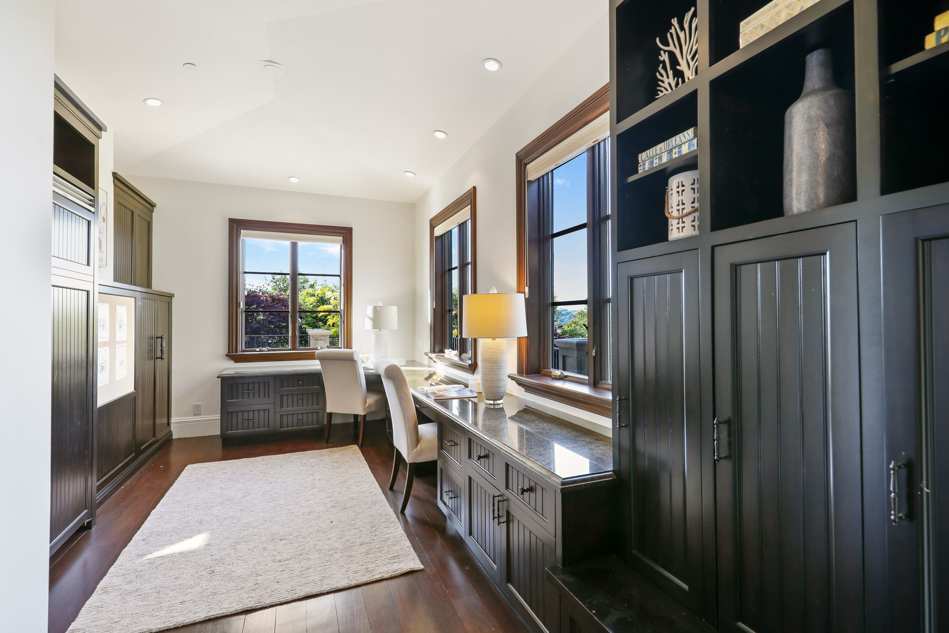 EXTRAORDINARY VIEW ESTATE – image 15
