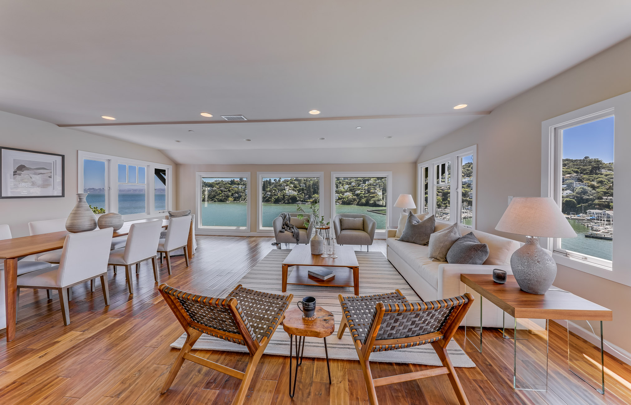 CAPTIVATING CORINTHIAN ISLAND – image 6