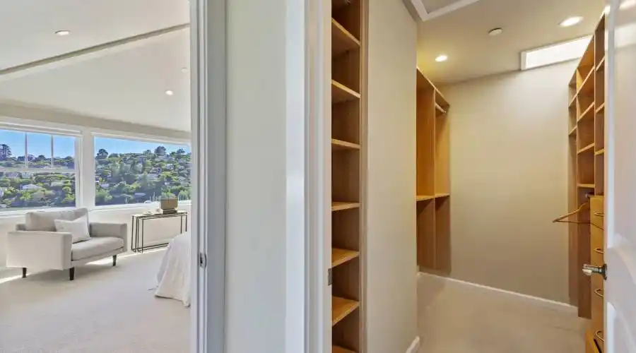 37 Alcatraz Avenue, Belvedere, California 94920, United States, 5 Bedrooms Bedrooms, ,5.5 BathroomsBathrooms,Residential,For Sale,37 Alcatraz Avenue,1085880