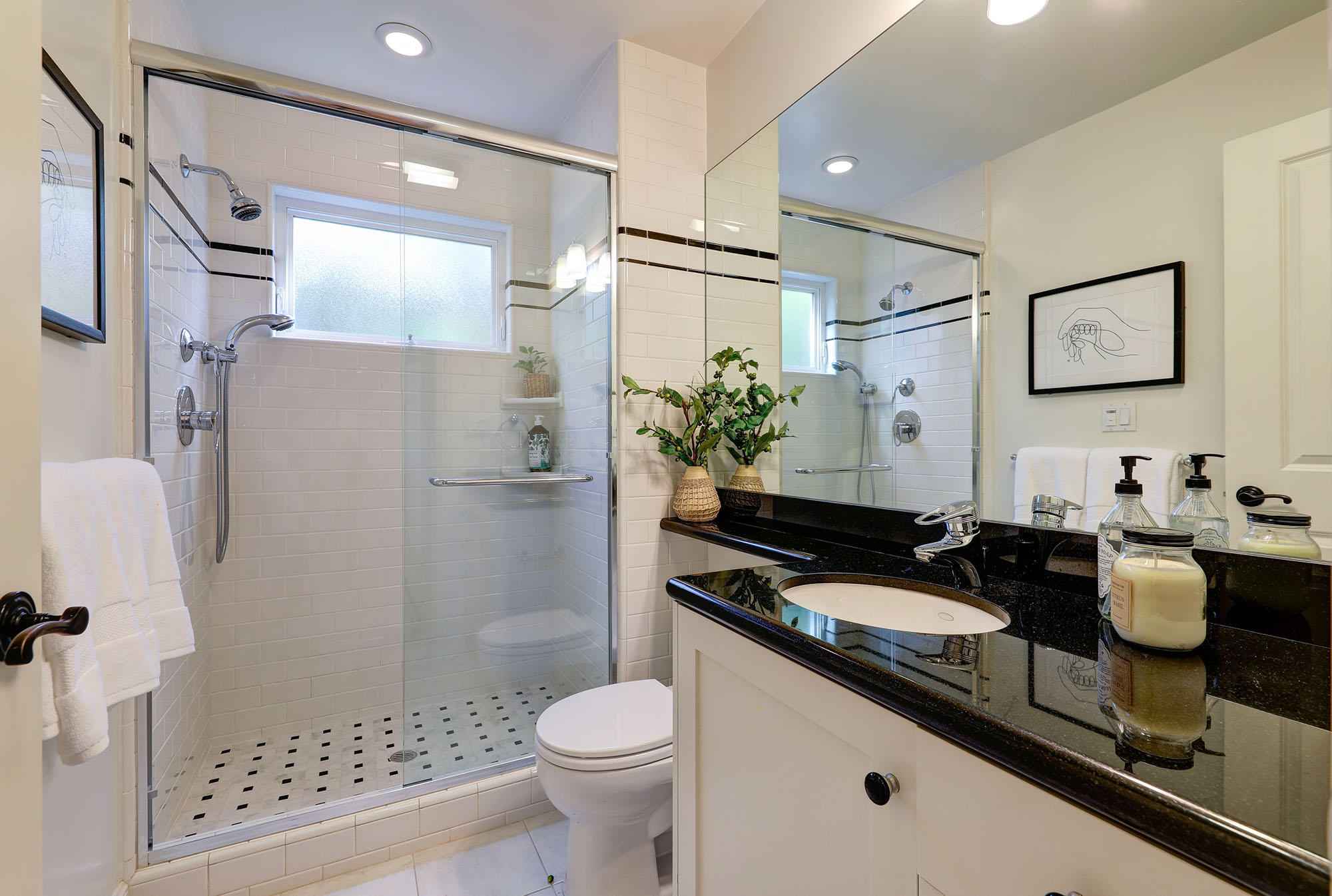 PRIME TIBURON LOCATION – image 16