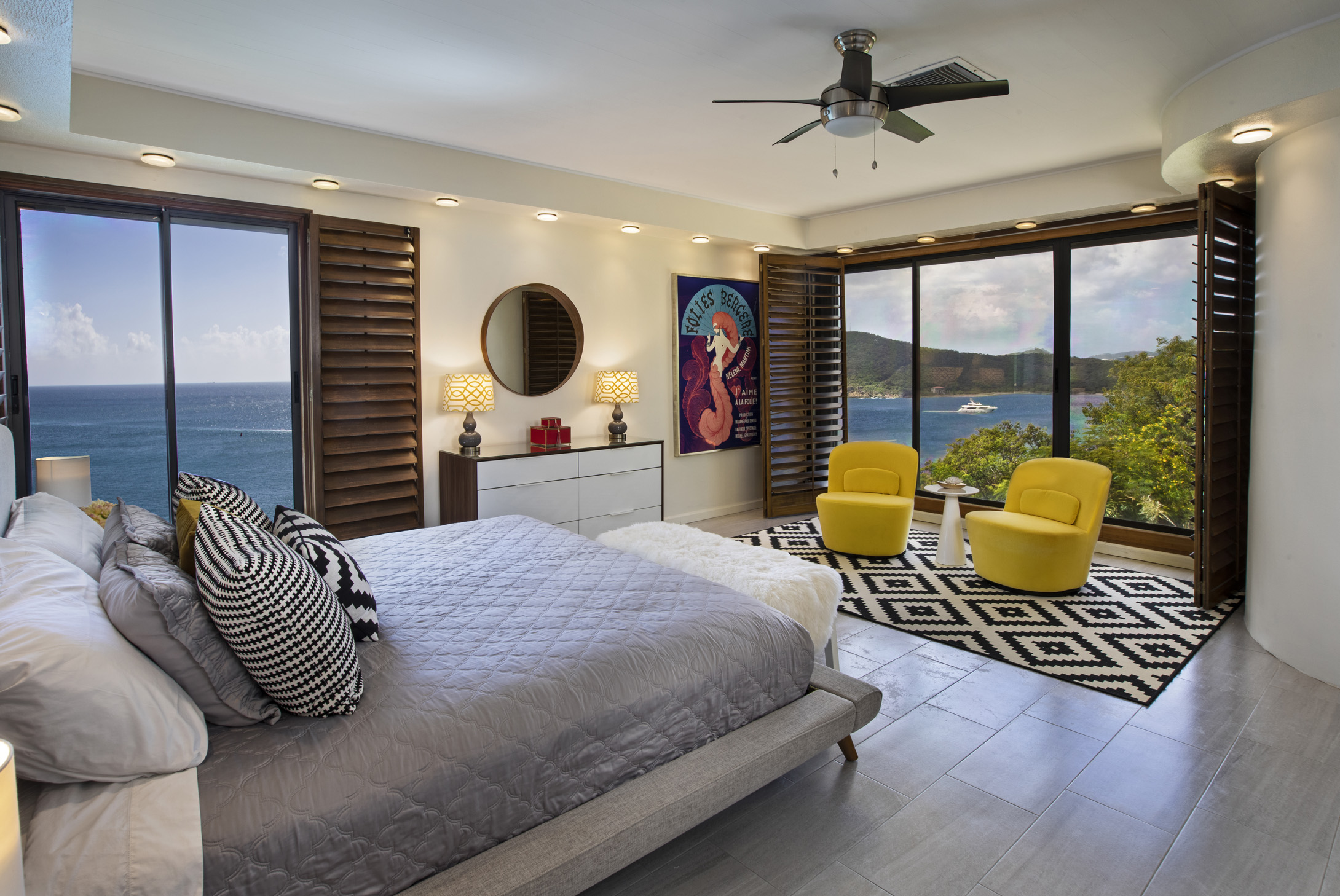 Waterfront Estate – image 46