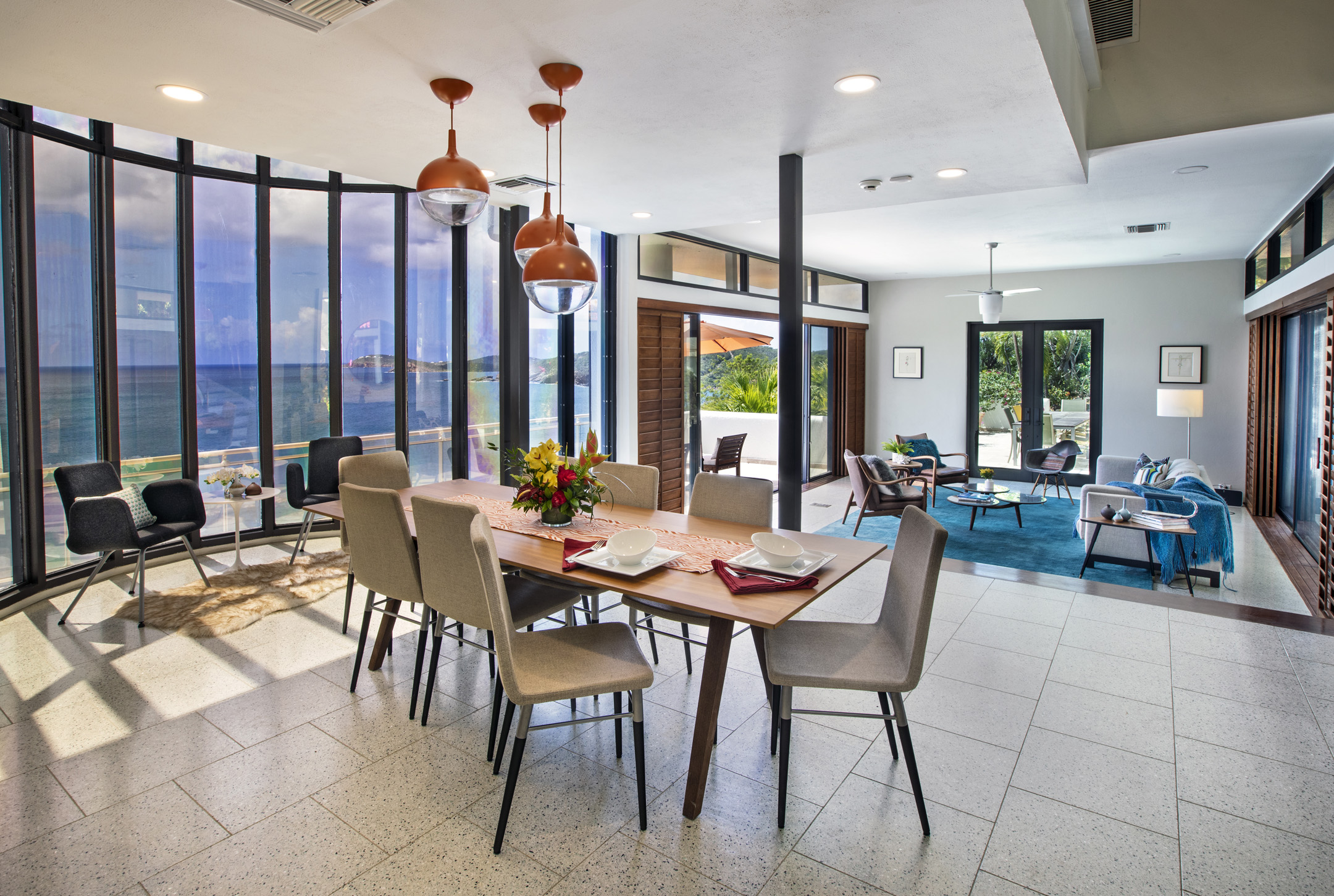 Waterfront Estate – image 44