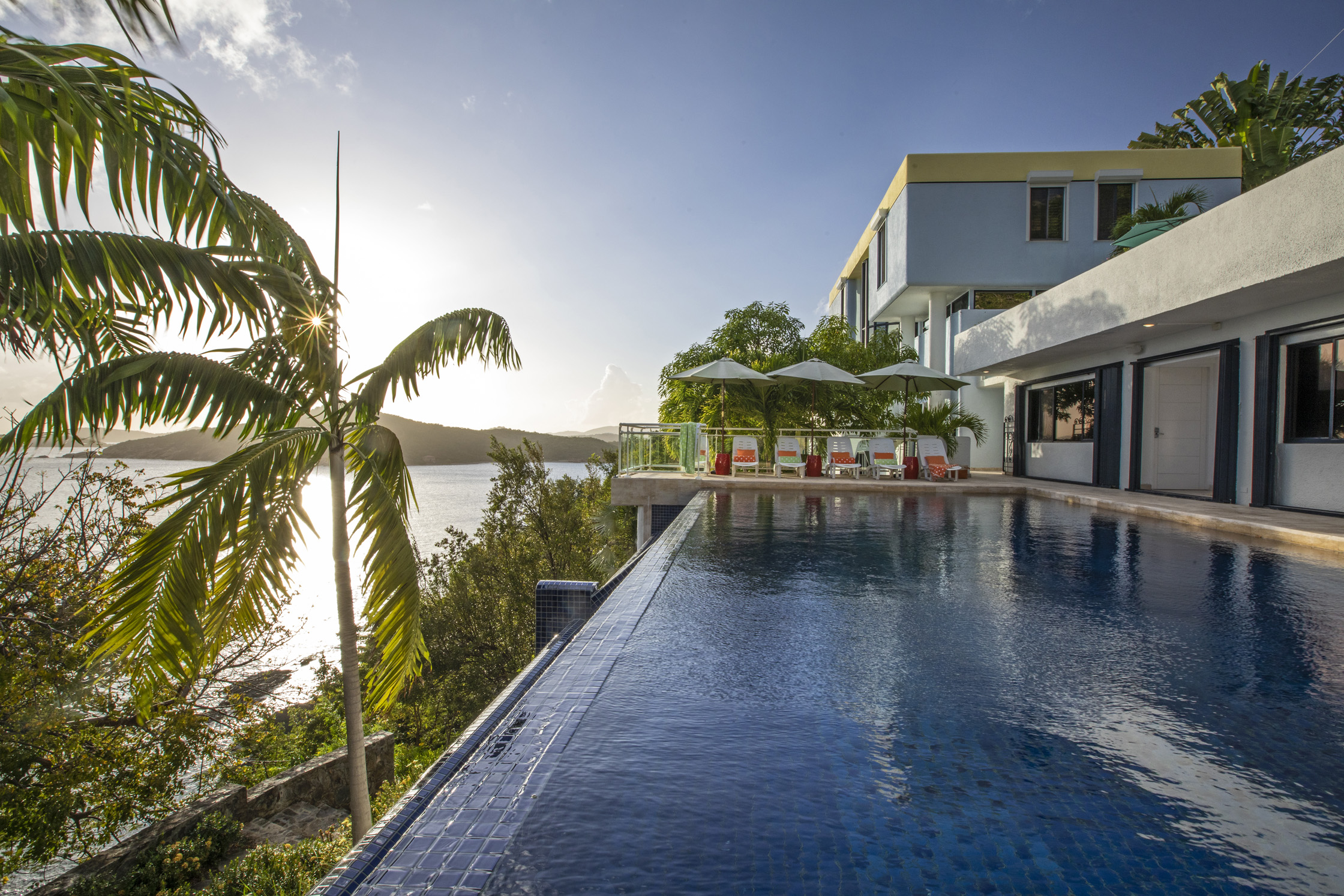 Waterfront Estate – image 39