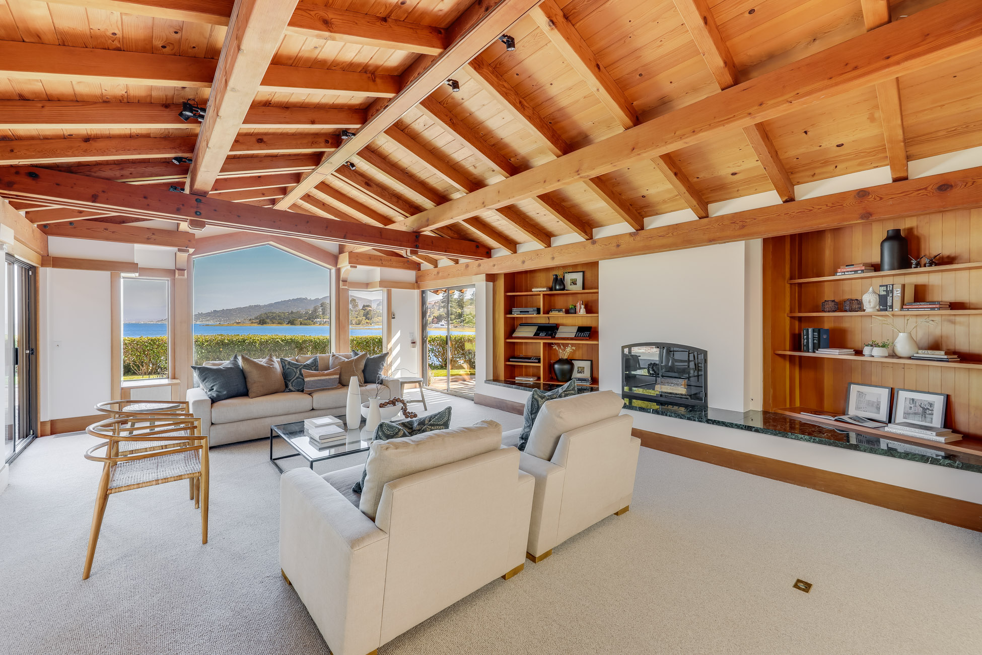 Waterfront Living – image 10