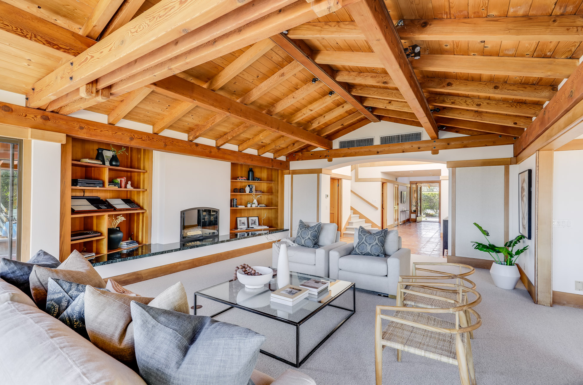 Waterfront Living – image 11