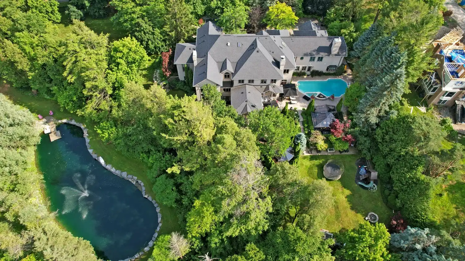 An Estate Home Like No Other – image 1