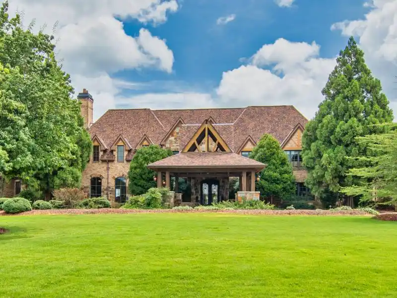 AUCTION - Georgia's Premier Luxury Estate/Event Venue on 50± Acres – image 9