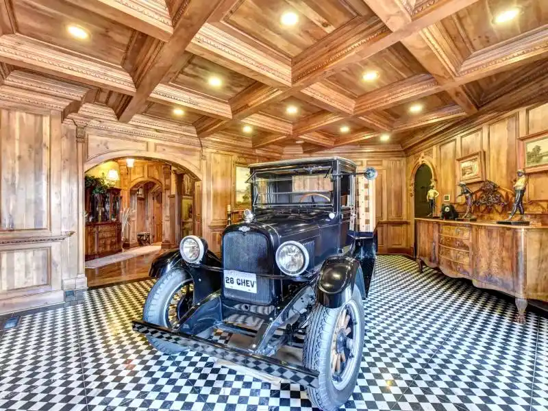 AUCTION - Georgia's Premier Luxury Estate/Event Venue on 50± Acres – image 17