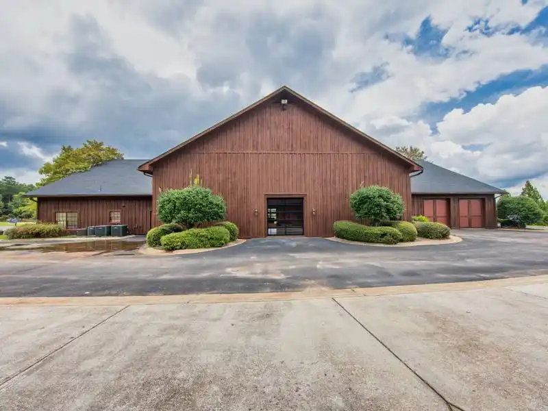 AUCTION - Georgia's Premier Luxury Estate/Event Venue on 50± Acres – image 25