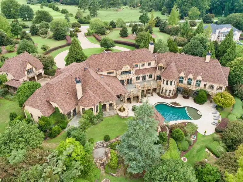 AUCTION - Georgia's Premier Luxury Estate/Event Venue on 50± Acres – image 2