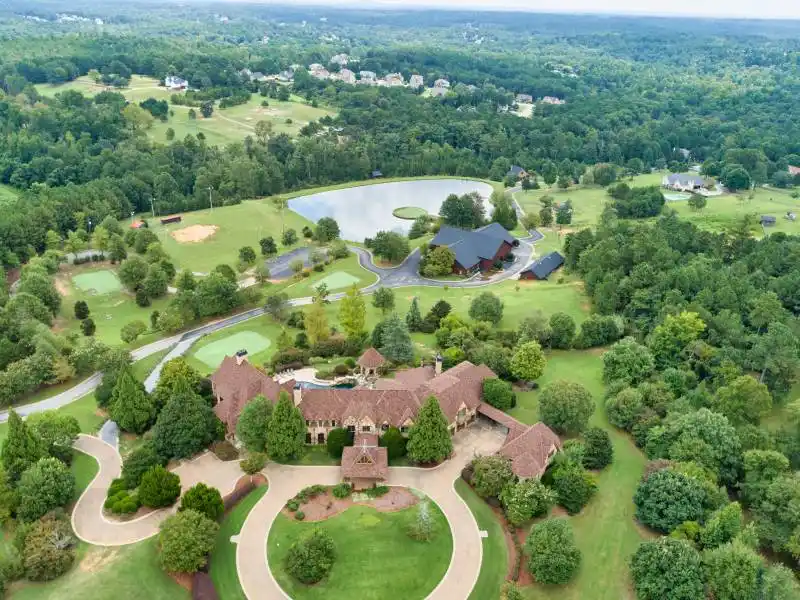AUCTION - Georgia's Premier Luxury Estate/Event Venue on 50± Acres – image 27