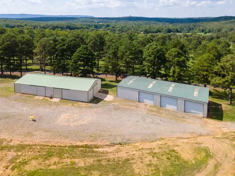 AUCTION - Luxury Hilltop Home on 120± Acres with Lake Views – image 21