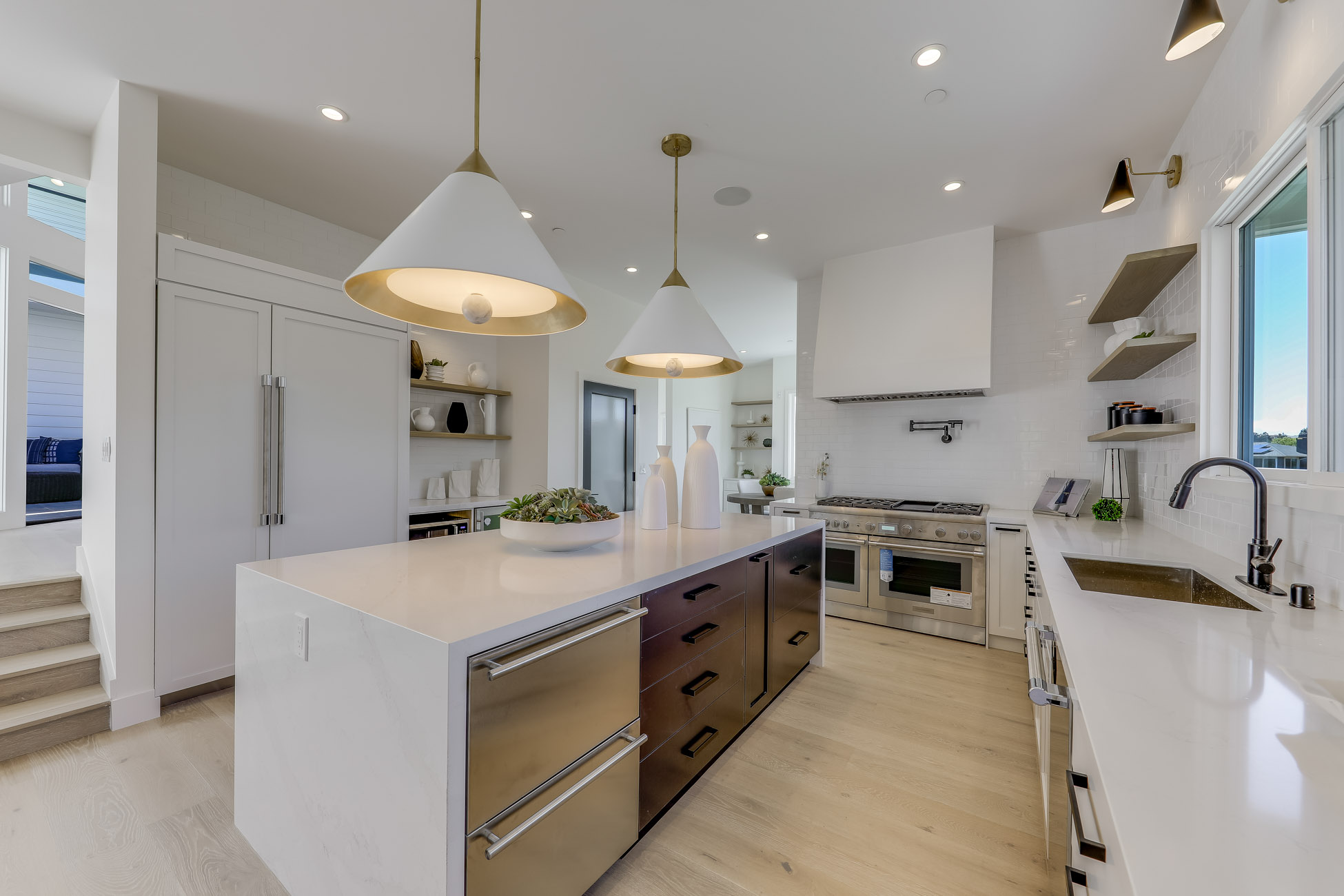 EXTRAORDINARY RENOVATION – image 10