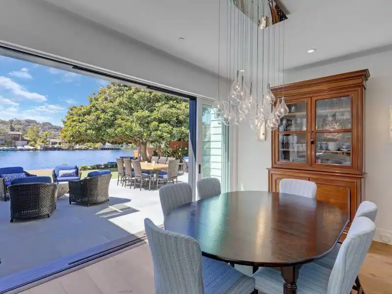 EXCEPTIONAL LUXURY RESIDENCE – image 10
