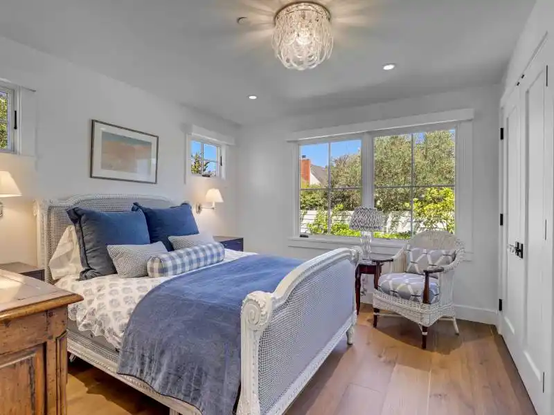EXCEPTIONAL LUXURY RESIDENCE – image 17