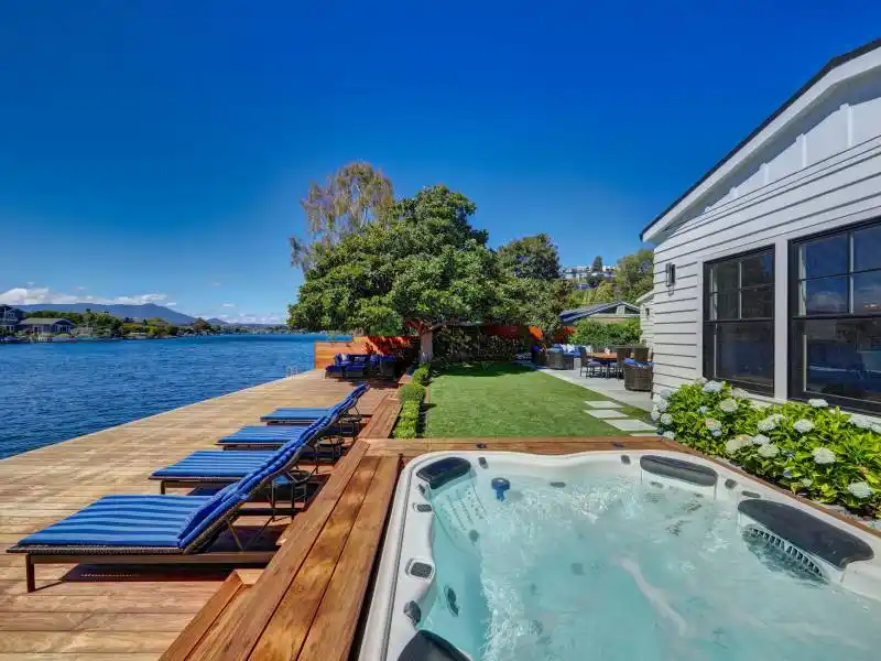 EXCEPTIONAL LUXURY RESIDENCE – image 27