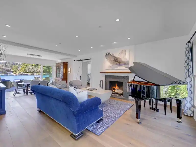 EXCEPTIONAL LUXURY RESIDENCE – image 5