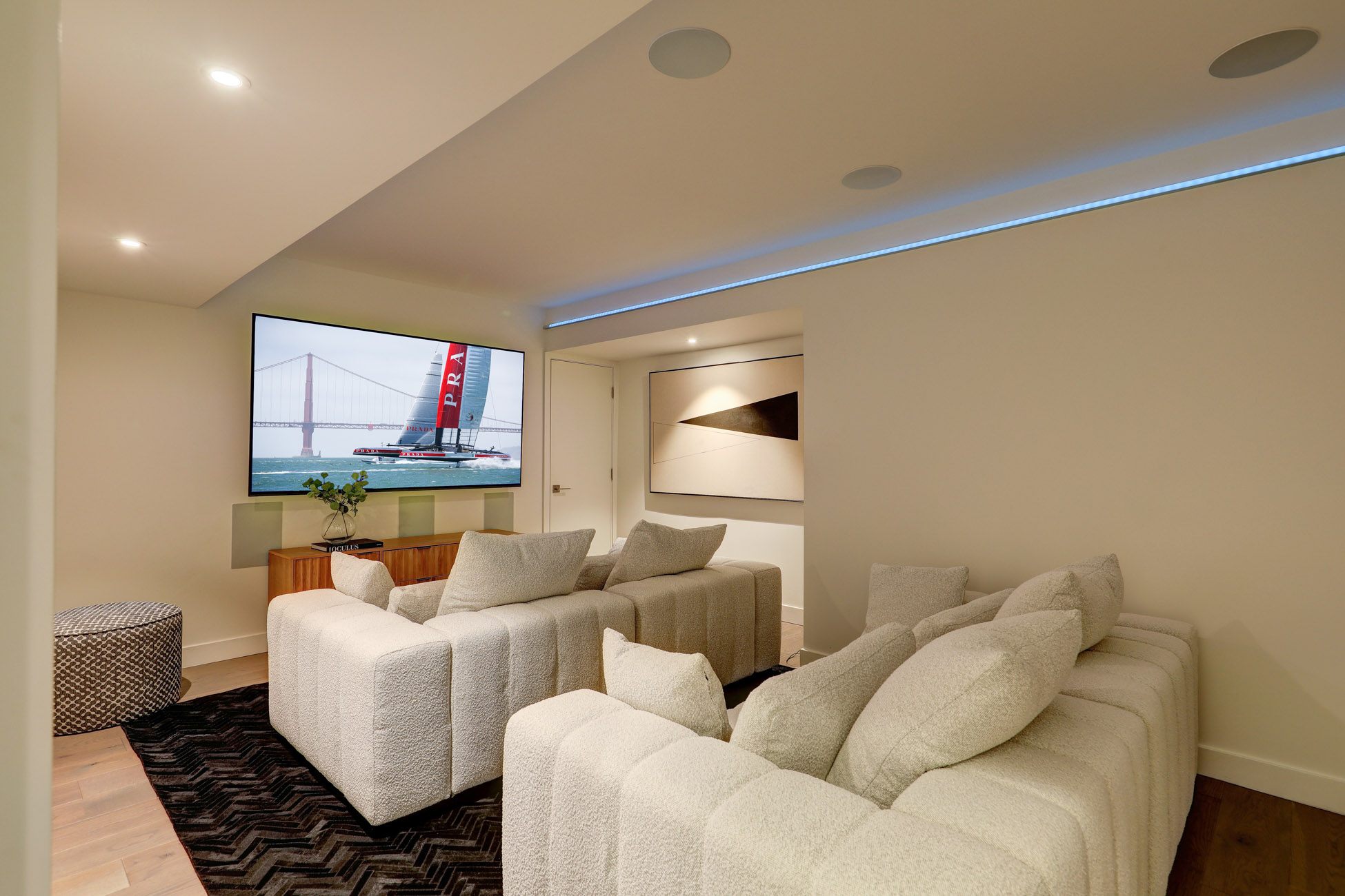 Private & Gated Contemporary Renovation – image 17