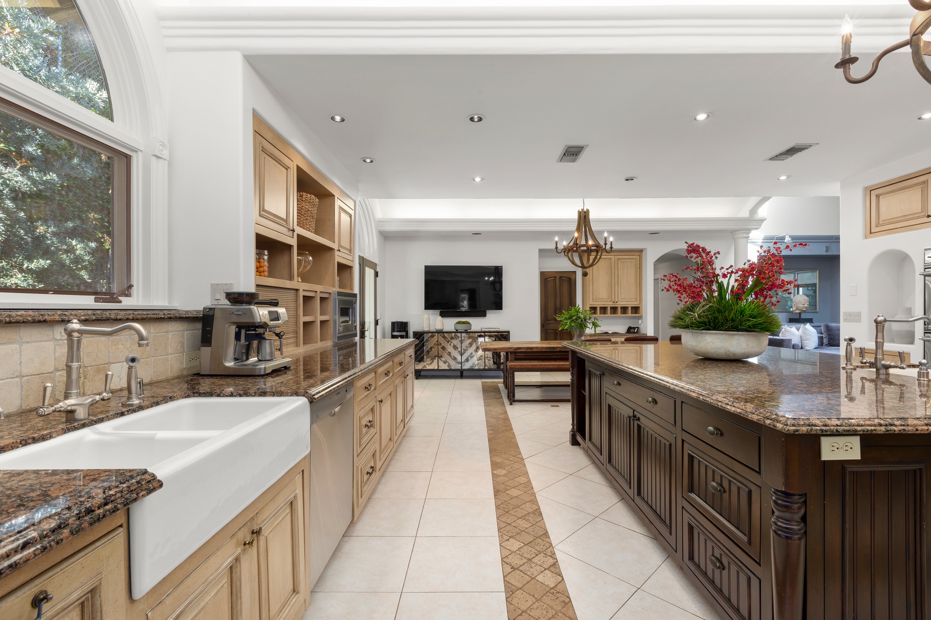 17647 Belinda Street, Encino, CA – image 19