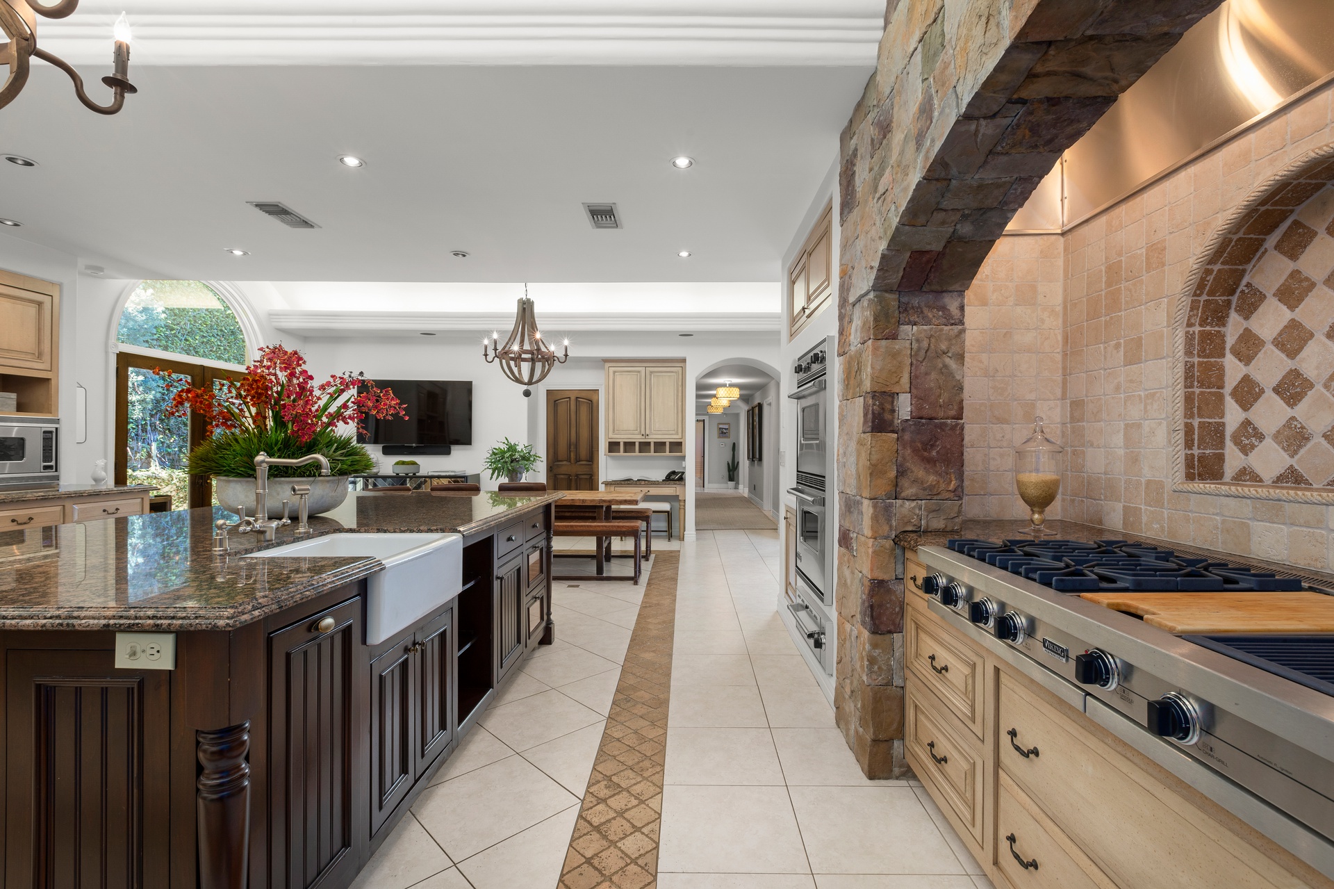 17647 Belinda Street, Encino, CA – image 21