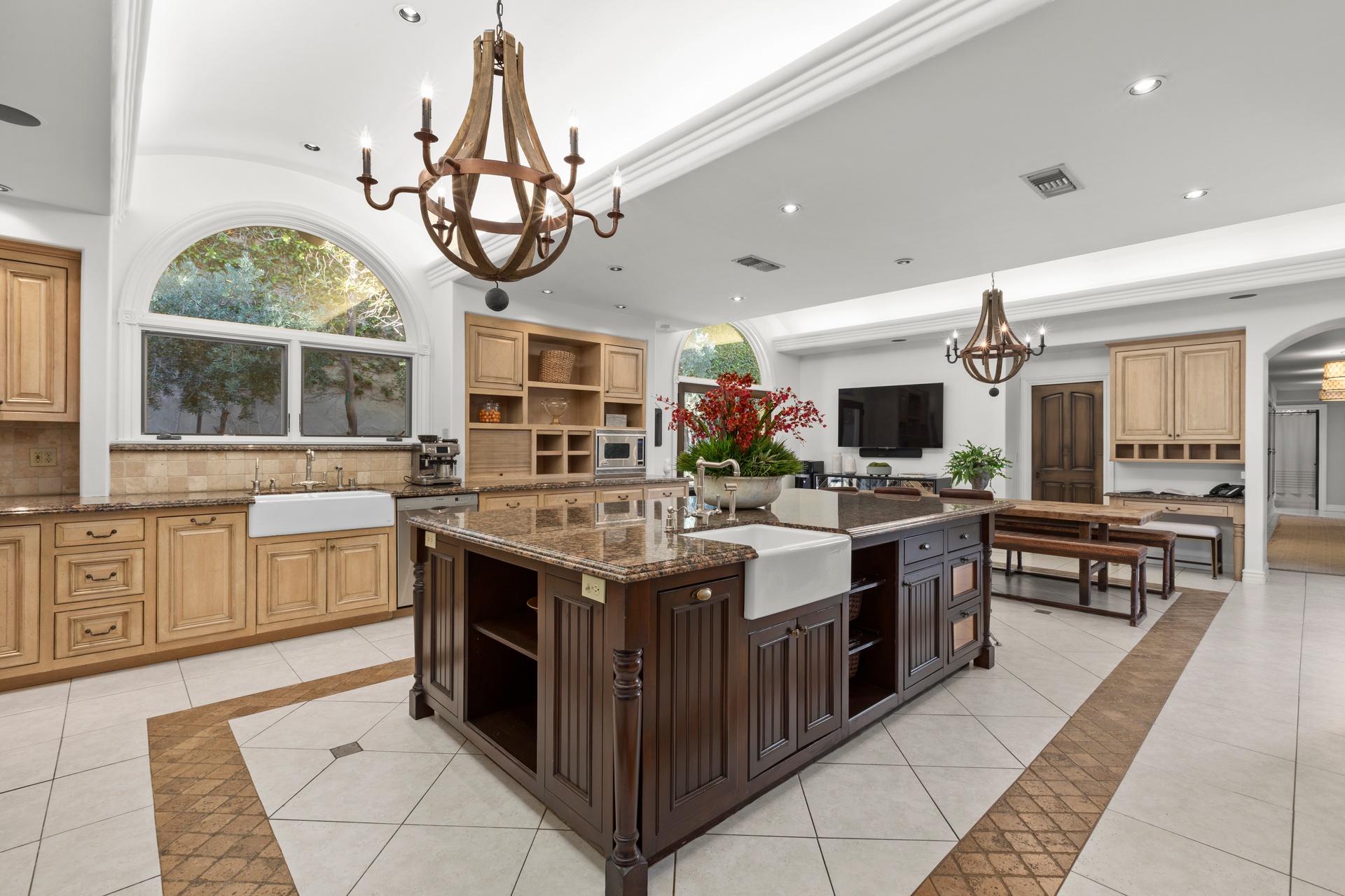 17647 Belinda Street, Encino, CA – image 22