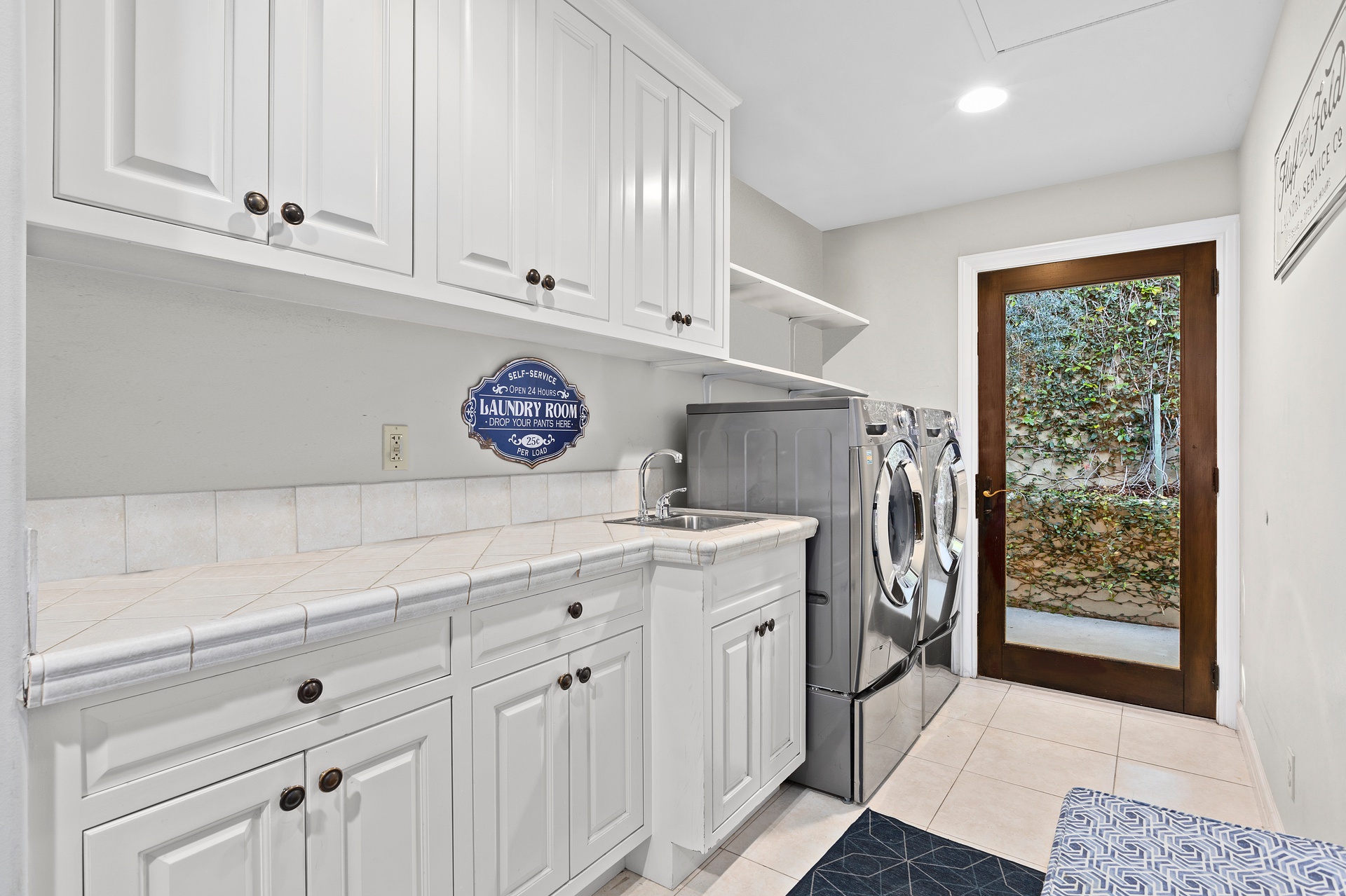17647 Belinda Street, Encino, CA – image 24