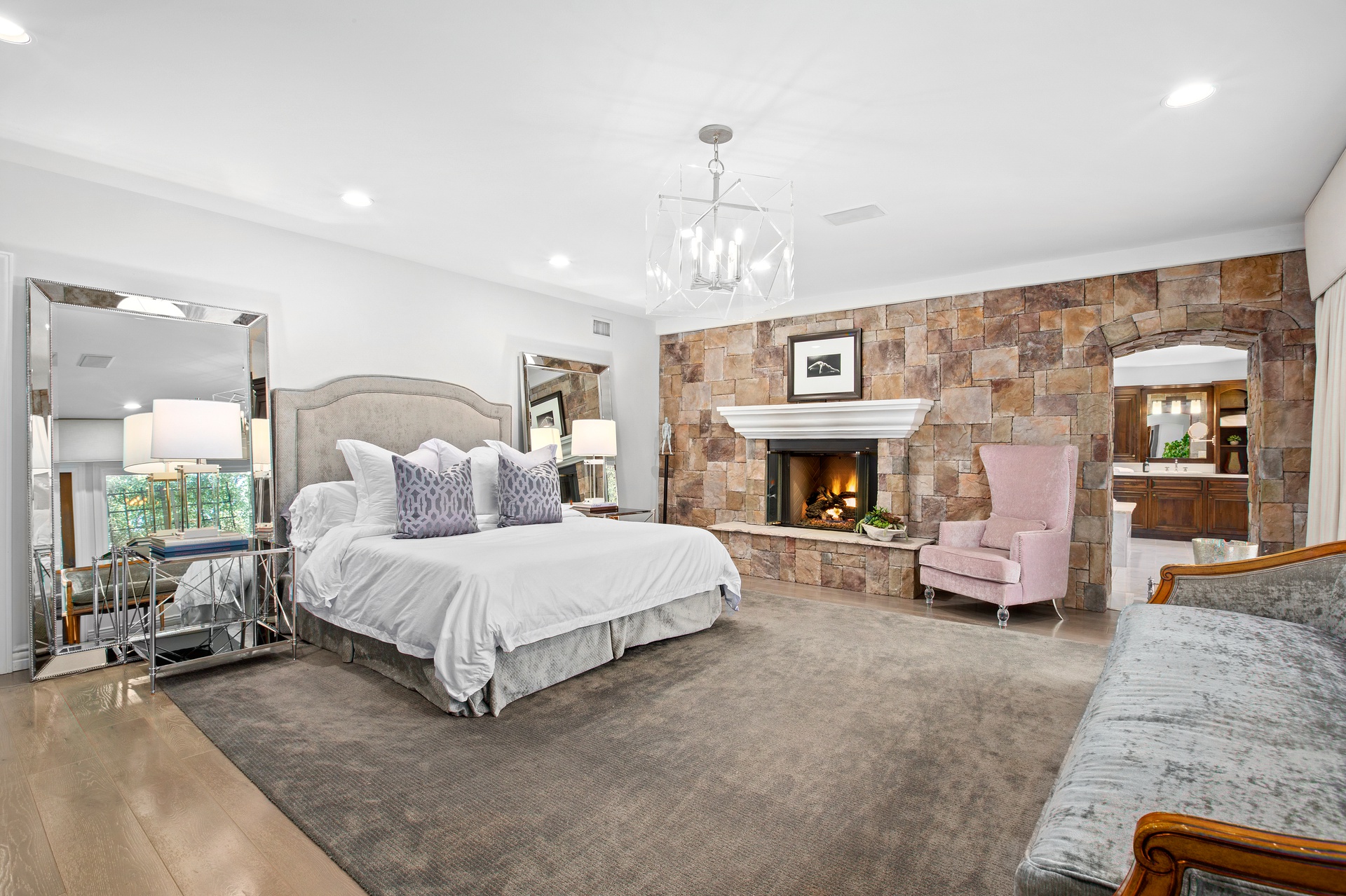 17647 Belinda Street, Encino, CA – image 37