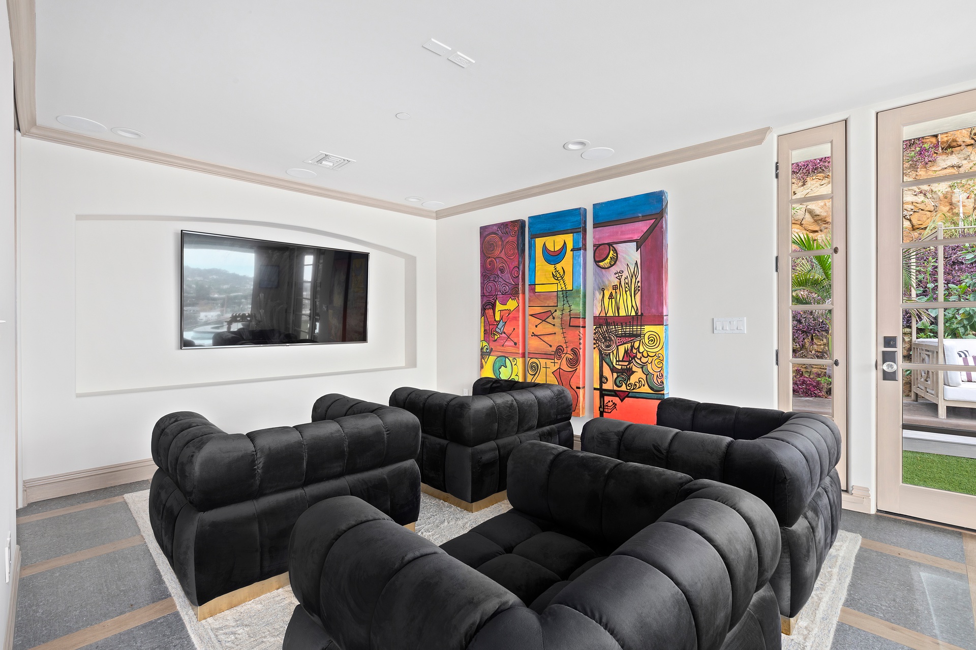 16479 Royal Hills Dr, Encino, CA – image 11