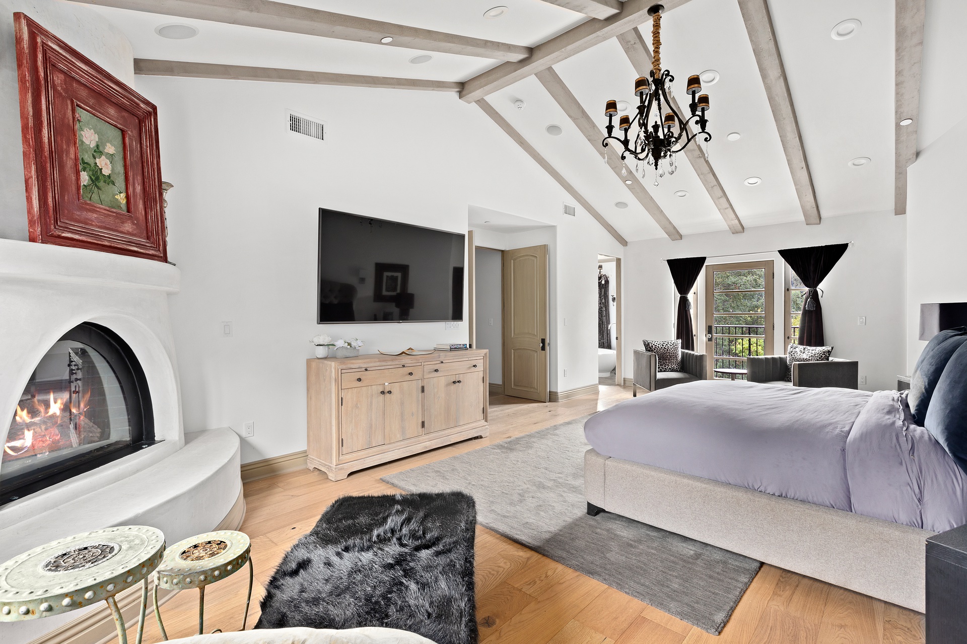 16479 Royal Hills Dr, Encino, CA – image 18