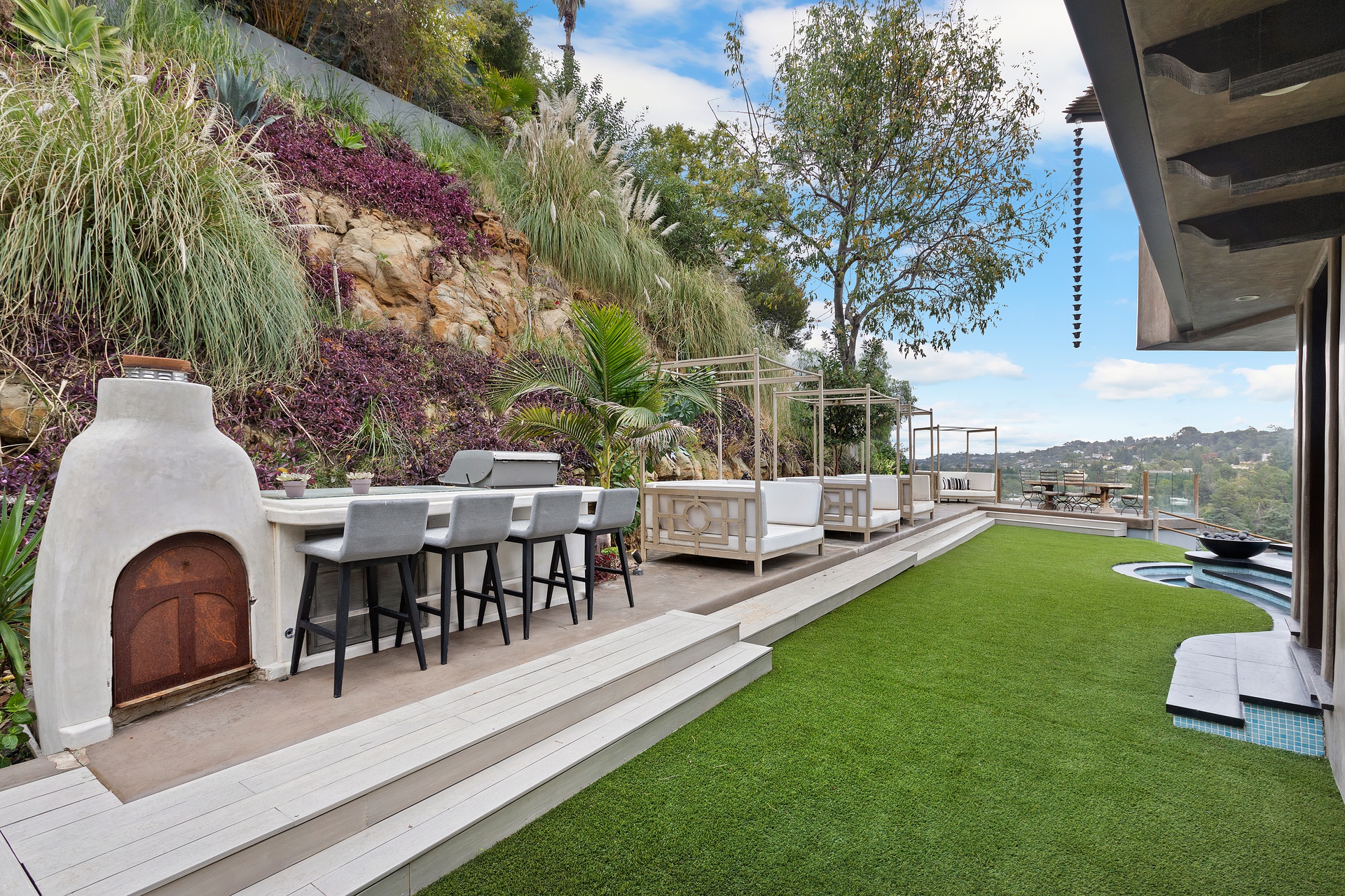 16479 Royal Hills Dr, Encino, CA – image 33