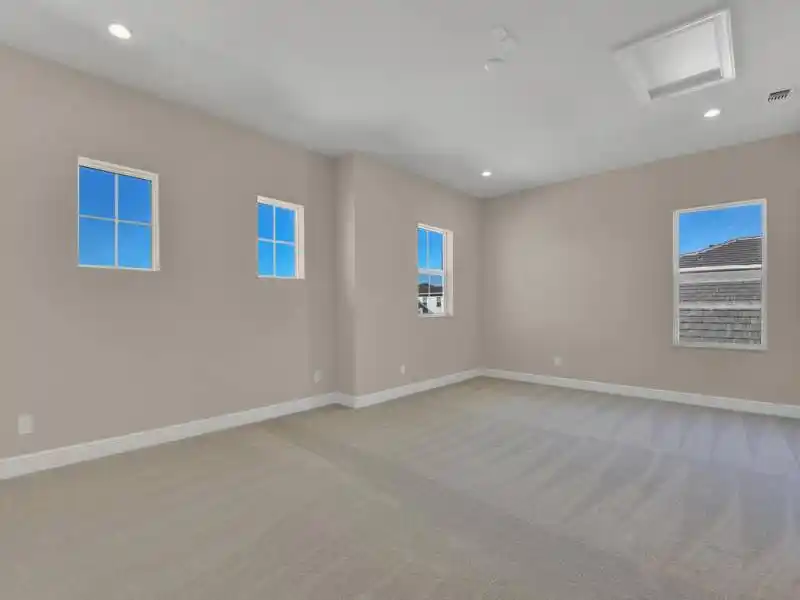 New Construction & Ready for Immediate Occupancy - Spacious Waterfront – image 31