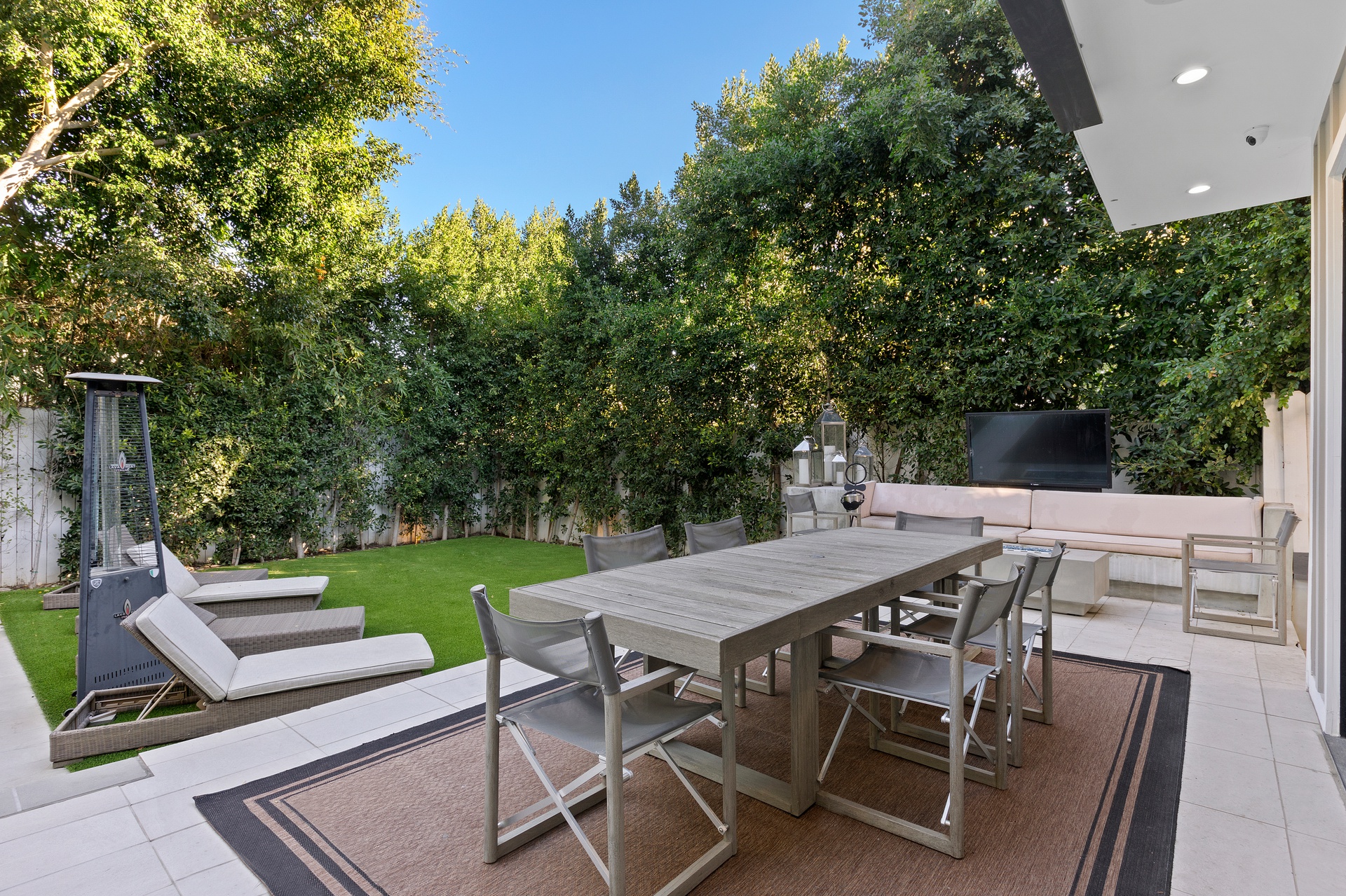 1738 Nichols Canyon Rd, Los Angeles – image 22