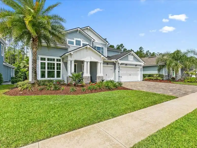 A RARE BLEND OF PRIVACY AND TRANQUILITY IN COASTAL OAKS, NOCATEE – image 4