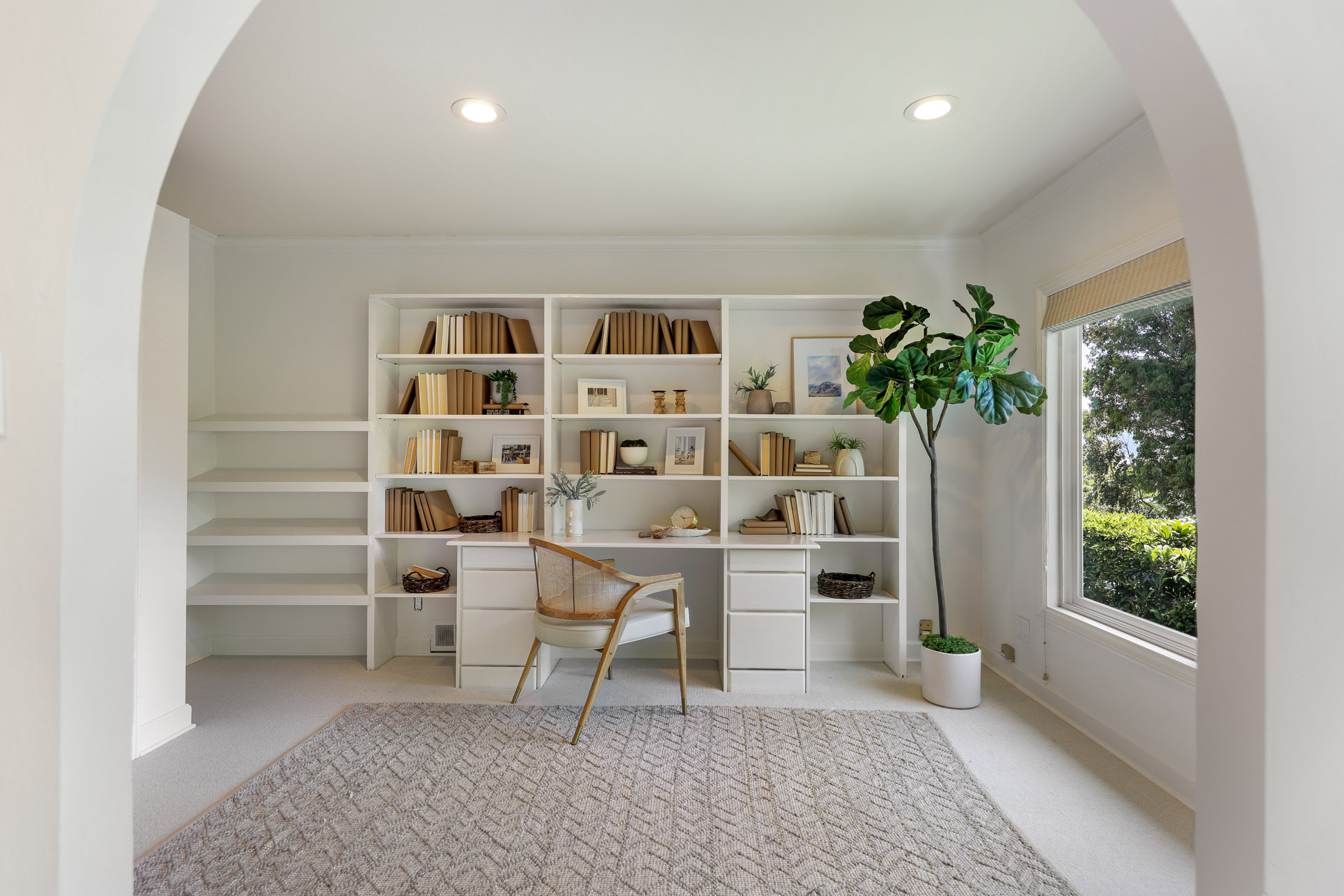 Easy Living In Del Mar Estates – image 10