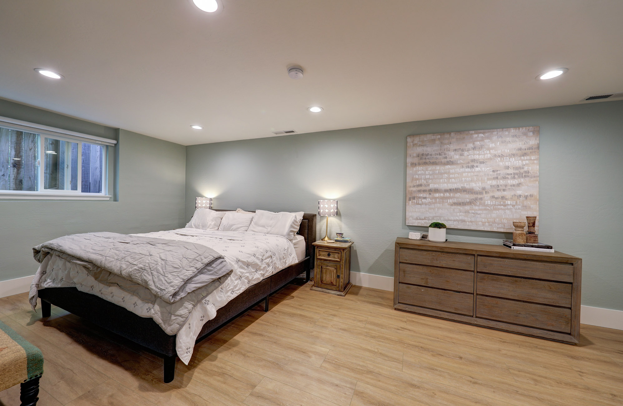 Easy Living In Del Mar Estates – image 13