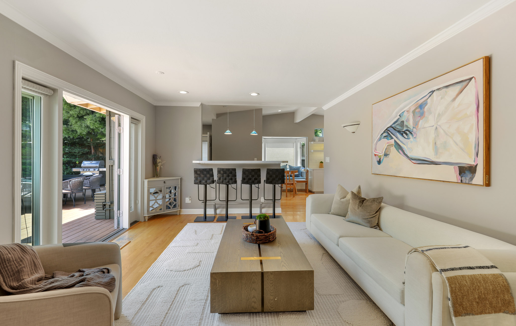 Easy Living In Del Mar Estates – image 3