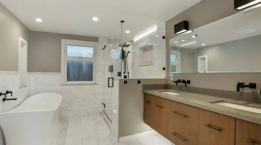 8 Felipa Ct, Tiburon, California 94920, United States, 6 Bedrooms Bedrooms, ,3.5 BathroomsBathrooms,Residential,For Sale,8 Felipa Ct,1280881