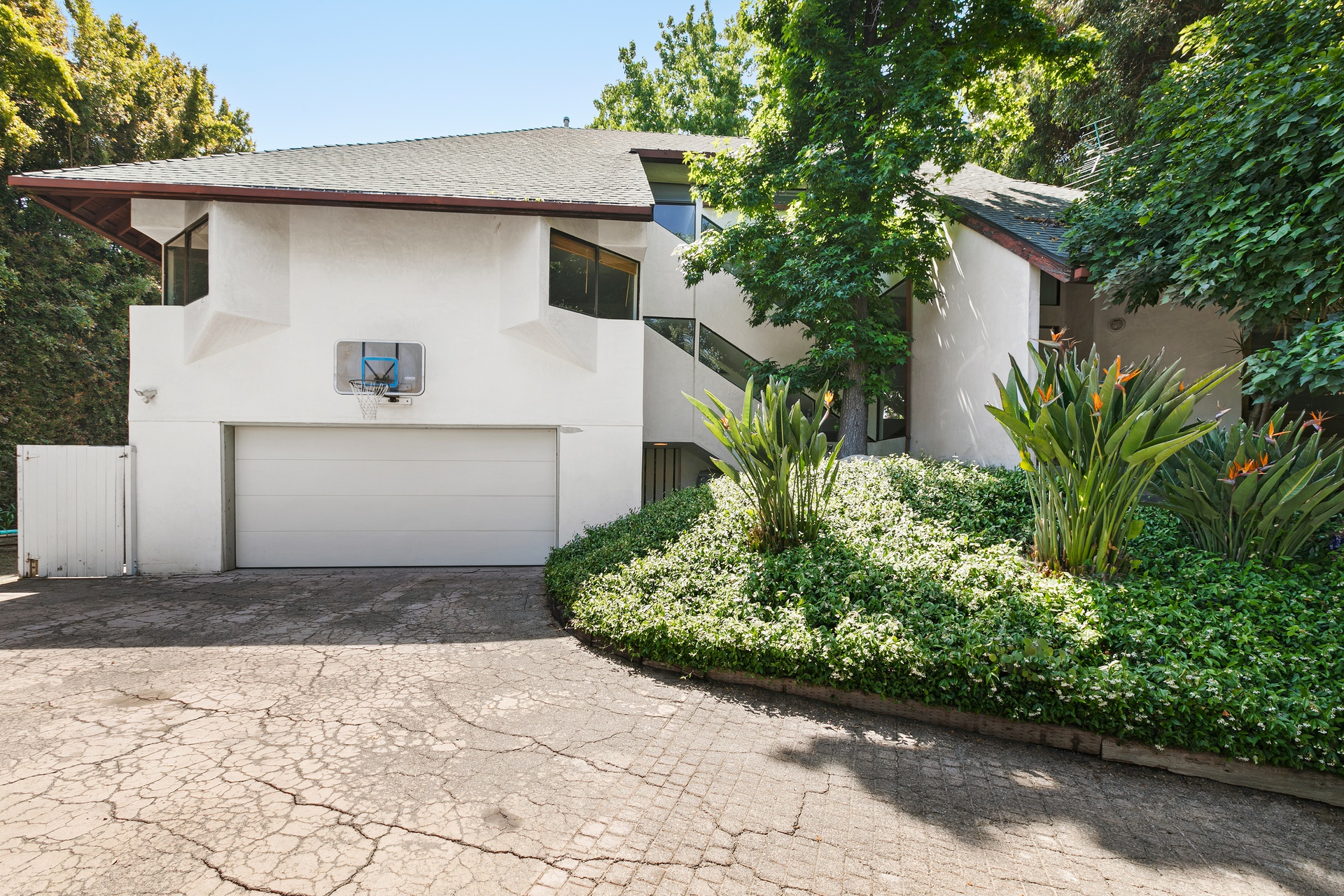 9617 Oak Pass Rd, Beverly Hills – image 21