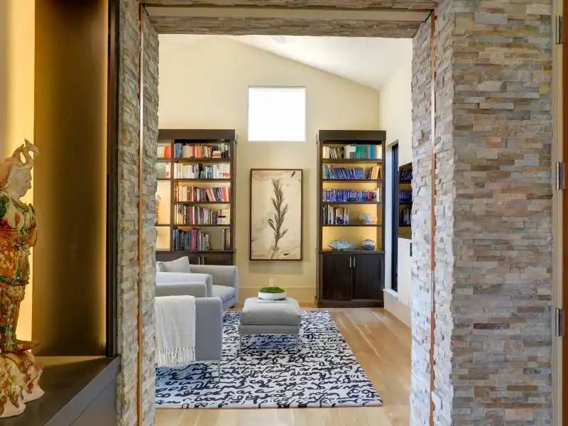 STATE OF THE ART CONTEMPORARY RETREAT WITH WORLD CLASS VIEWS – image 10