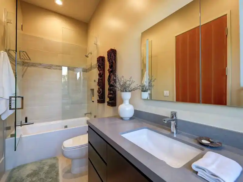 STATE OF THE ART CONTEMPORARY RETREAT WITH WORLD CLASS VIEWS – image 24