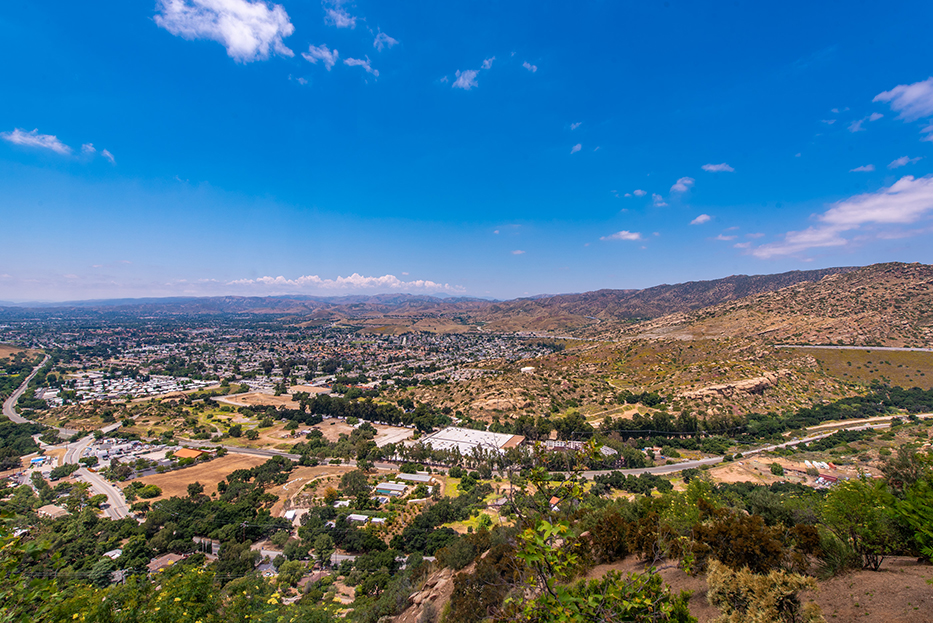 Luxurious Architectural Masterpiece on 111+ Acres in Santa Susana Knol – image 43