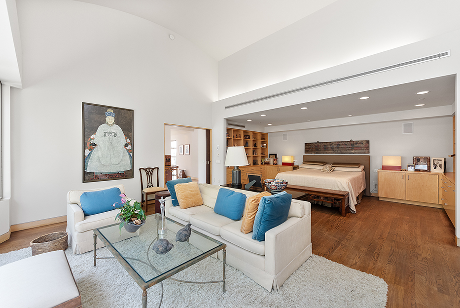 Luxurious Architectural Masterpiece on 111+ Acres in Santa Susana Knol – image 24