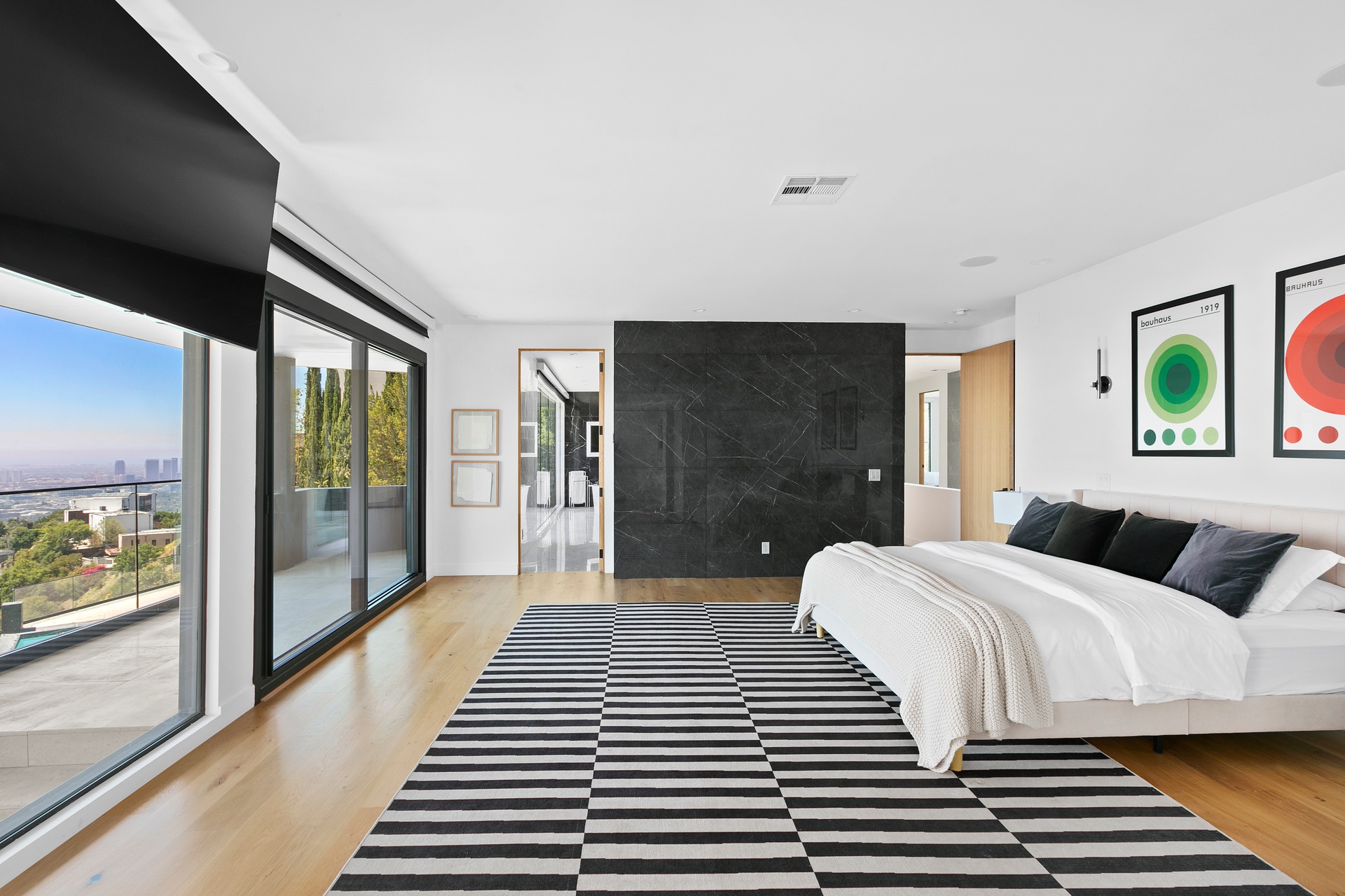 1924 Sunset Plaza Dr Los Angeles CA 90069 – image 15
