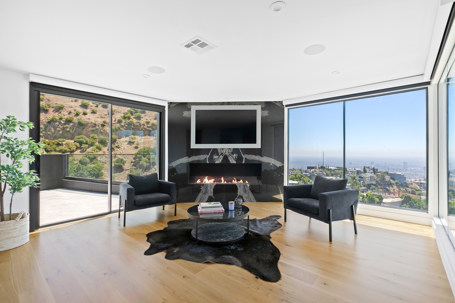 1924 Sunset Plaza Dr Los Angeles CA 90069 – image 16