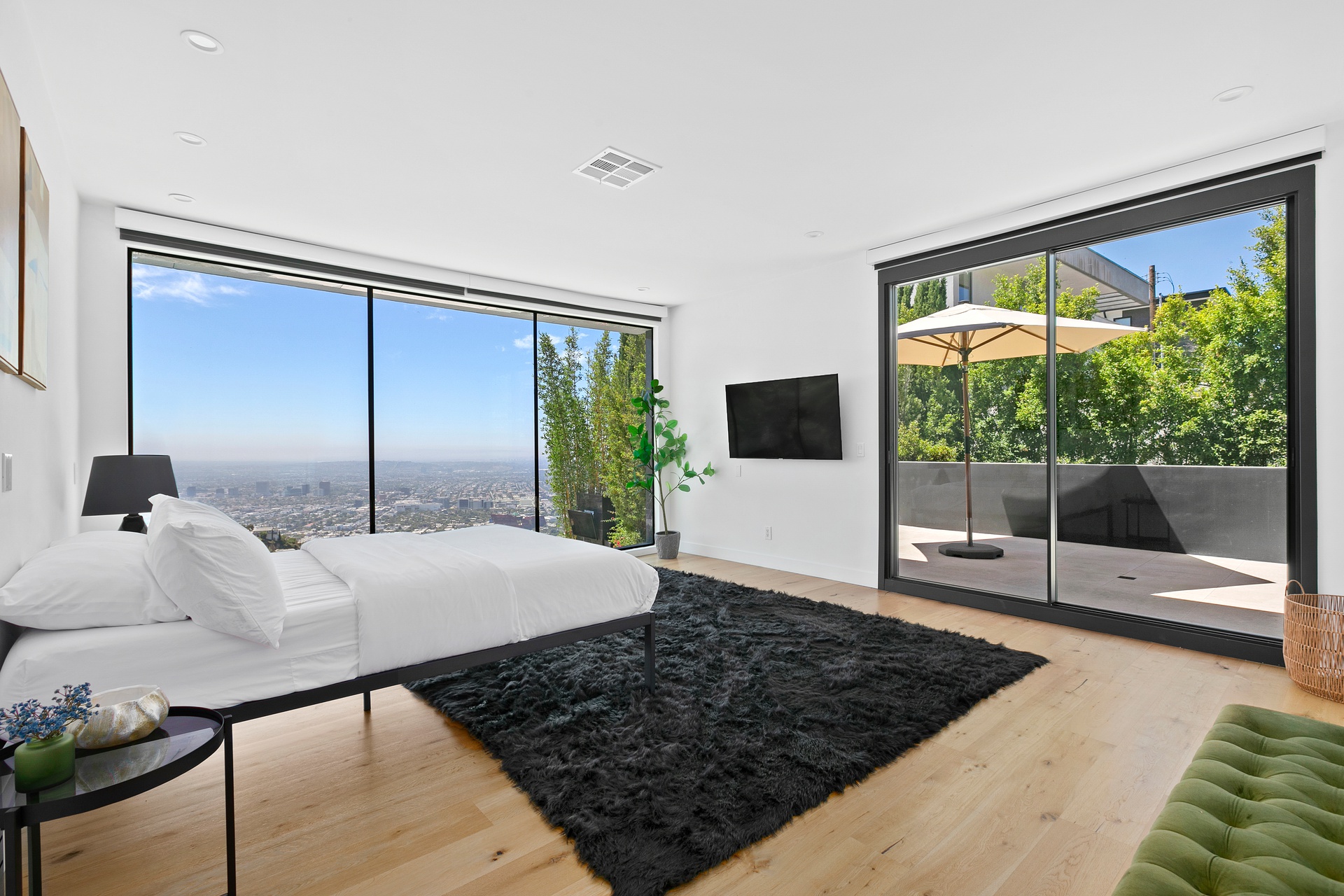 1924 Sunset Plaza Dr Los Angeles CA 90069 – image 23