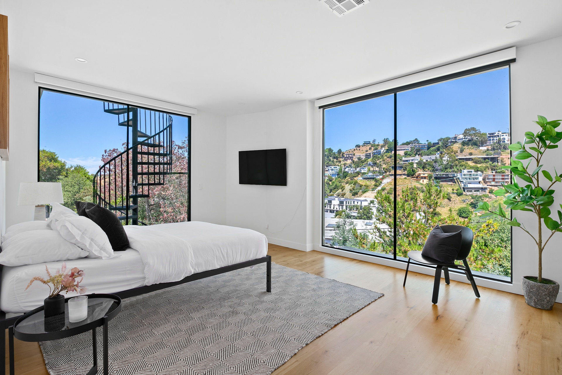 1924 Sunset Plaza Dr Los Angeles CA 90069 – image 26