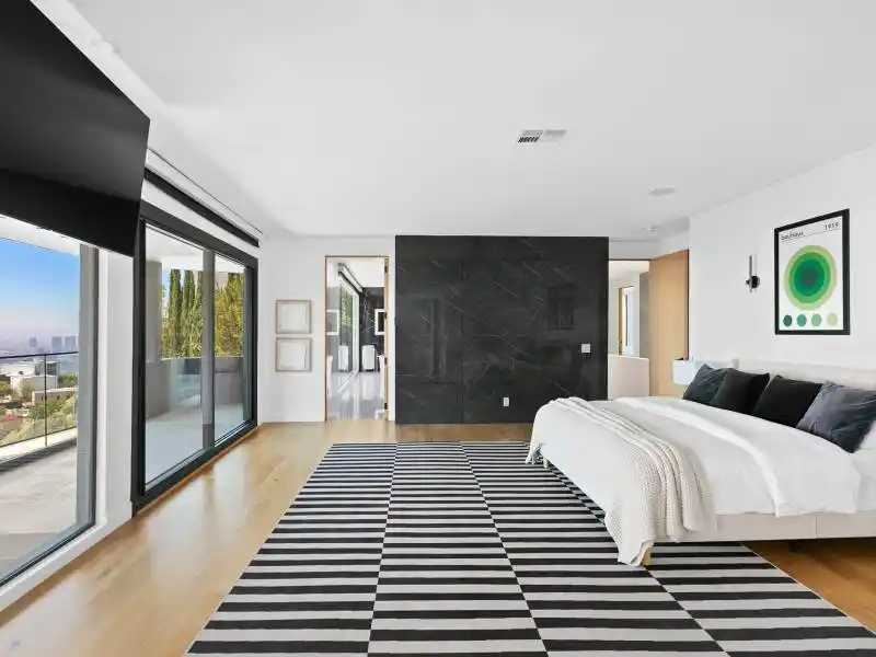 1924 Sunset Plaza Dr Los Angeles CA 90069 – image 15